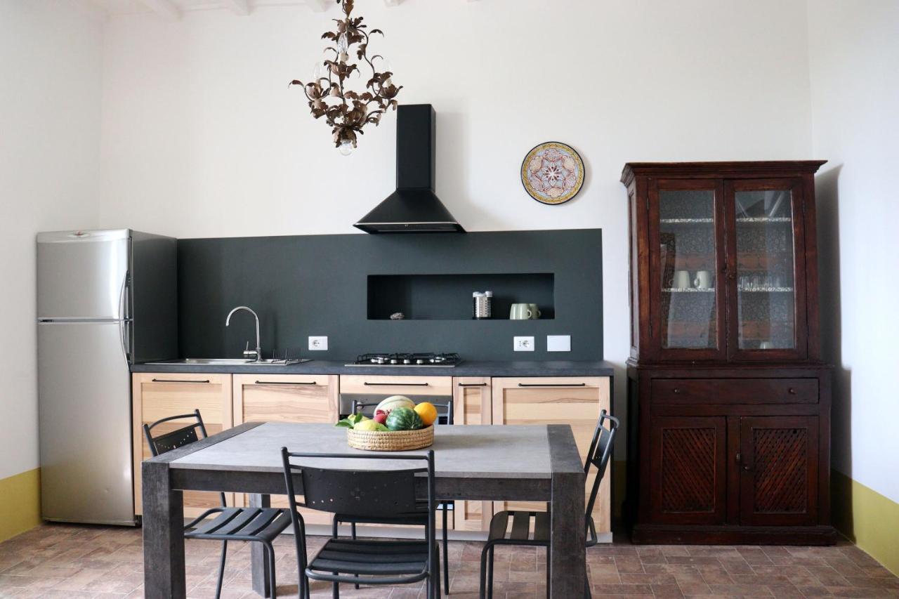 Agriturismo Morani サンタ・セヴェラ エクステリア 写真